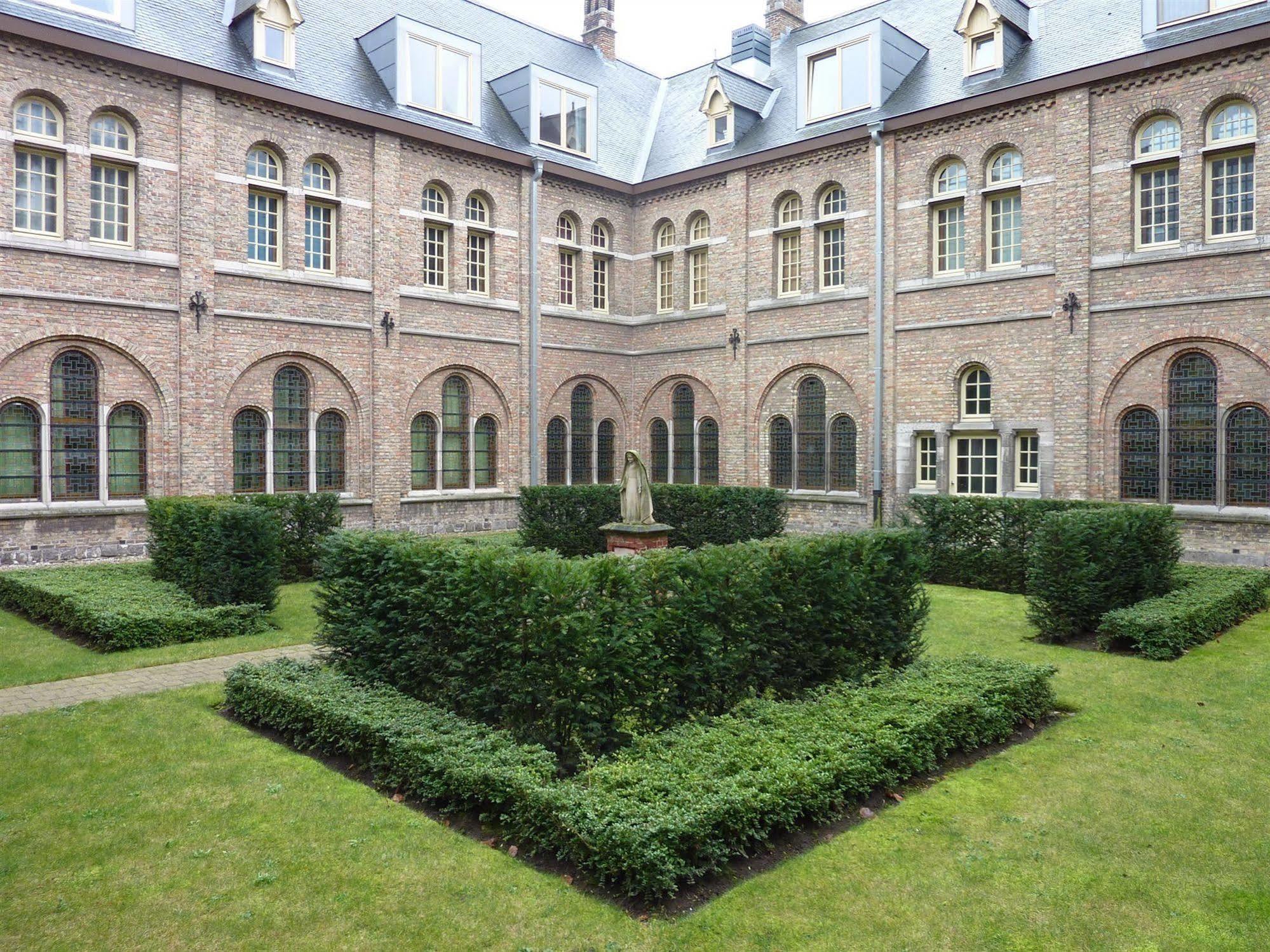 Albertushof Ieper Exteriör bild